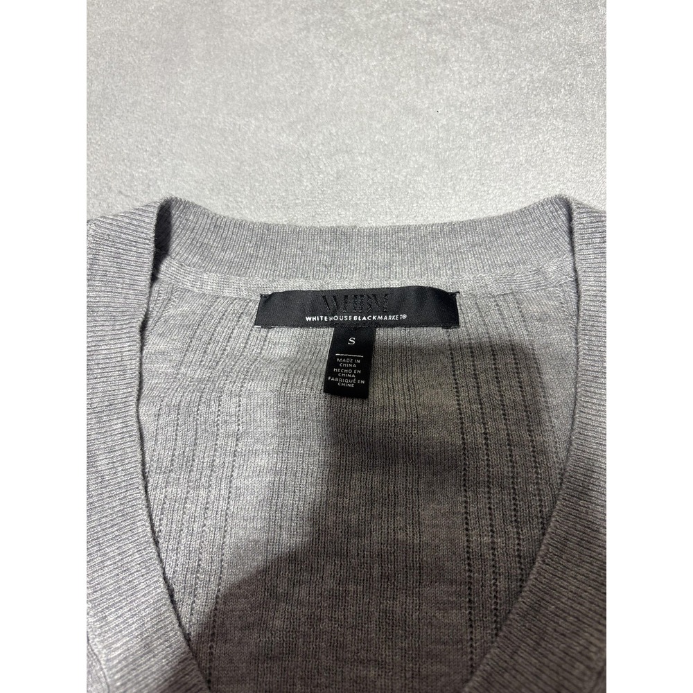 White House Black Market WHBM Womens Small Gray V-Neck Ribbed Knit Sweater Shirt - Picture 4 of 7